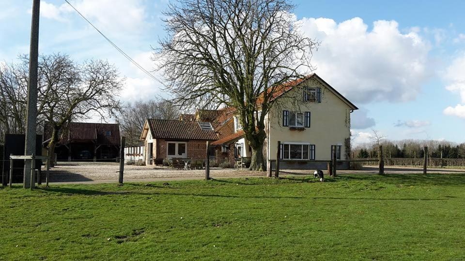 De Blauwe Maaten Neerglabbeek Exterior foto